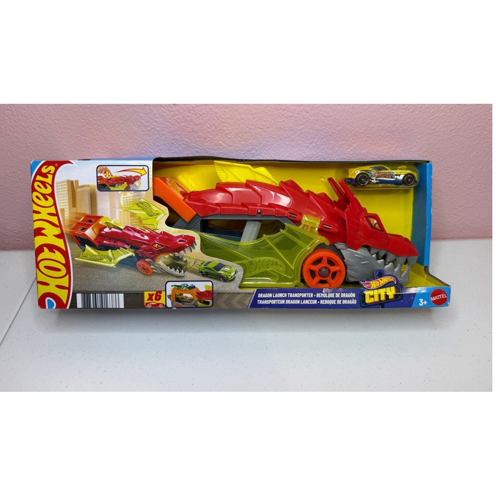 Hot Wheels City Dragon Launch Transporter Red Dragon Hauler with 1 Car GVW37